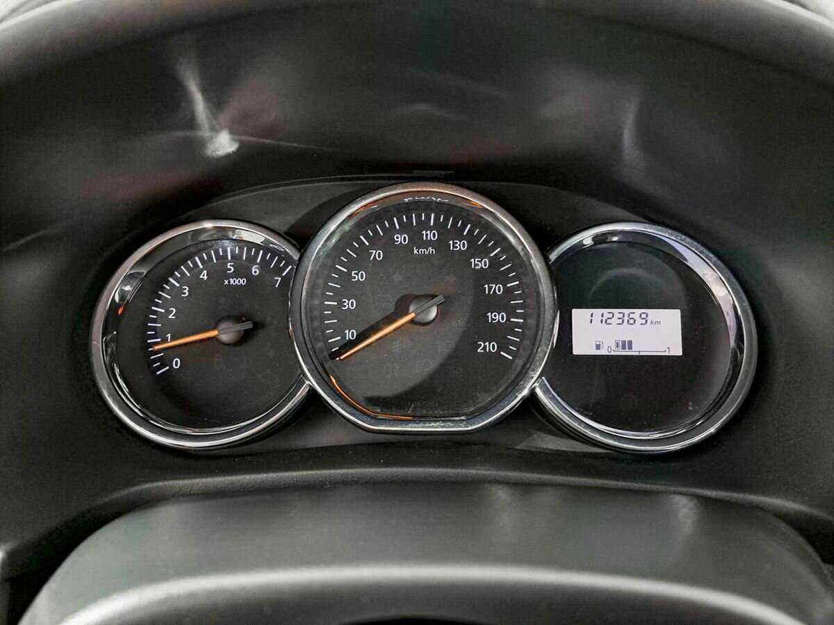 Renault Logan 2016 года с пробегом. Фото: #12