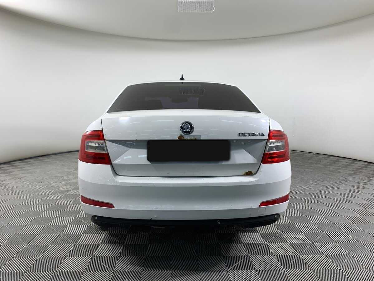 Skoda Octavia 2015 года с пробегом. Фото: #5