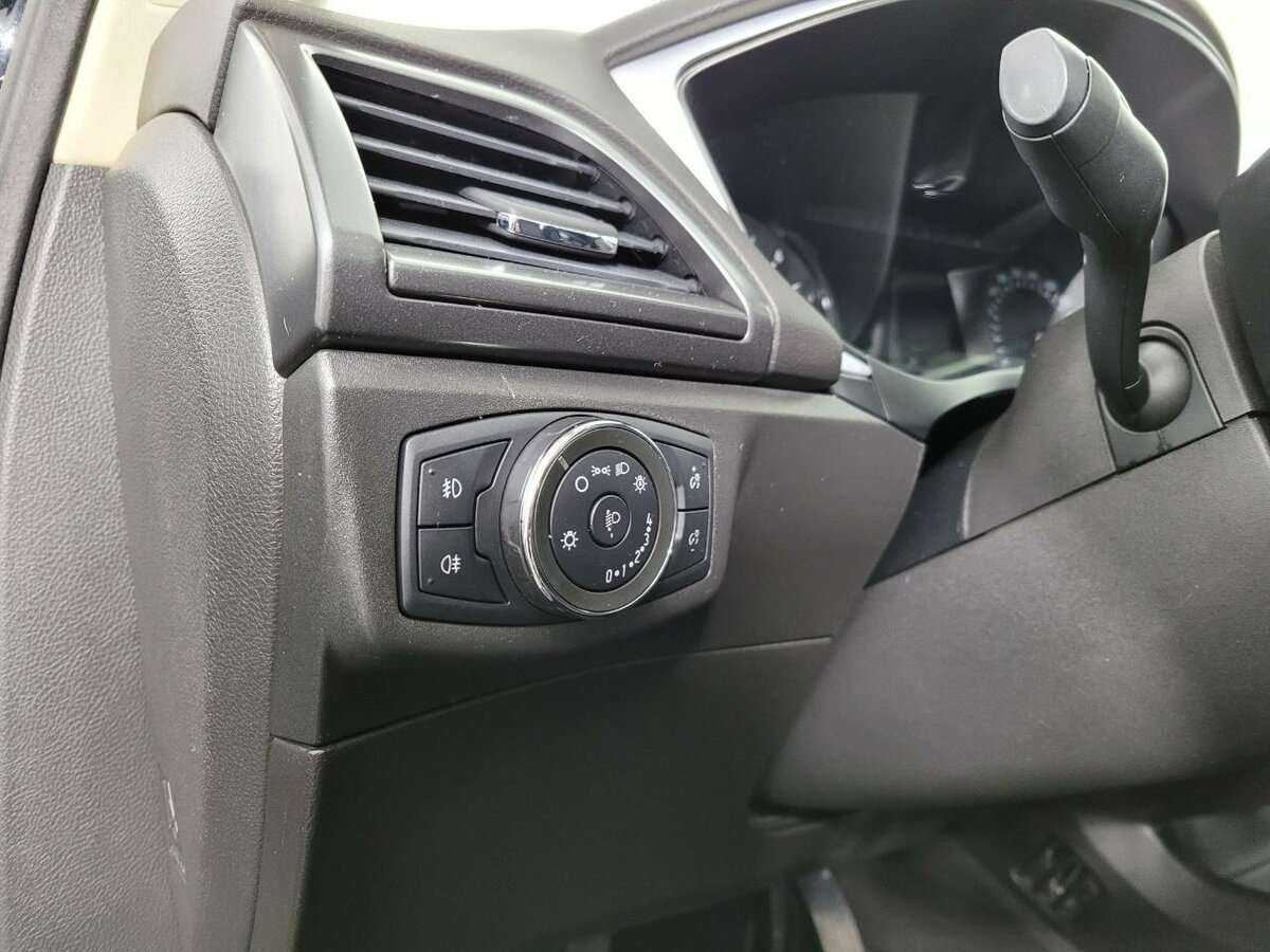 Ford Mondeo 2016 года с пробегом. Фото: #8