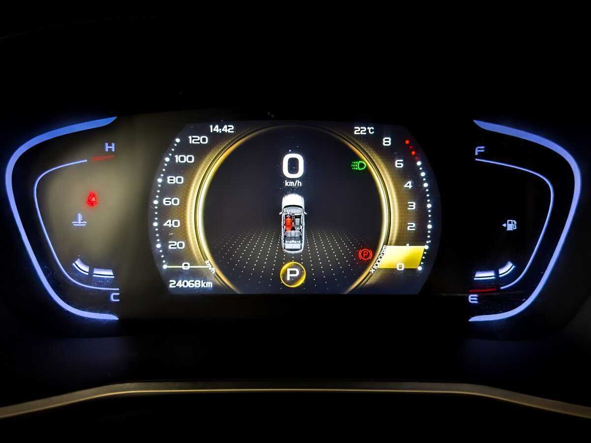 Geely Coolray 2022 года с пробегом. Фото: #12