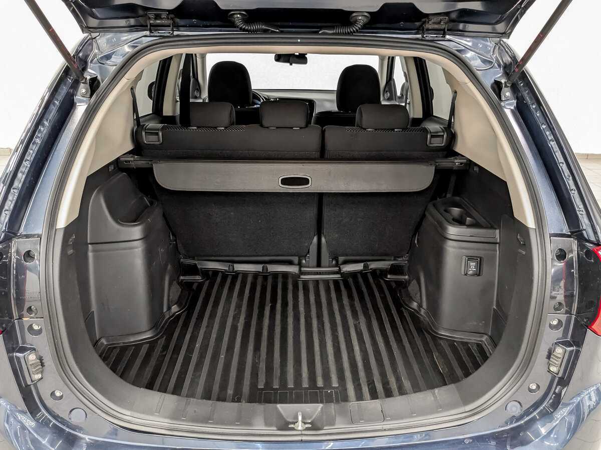 Mitsubishi Outlander 2017 года с пробегом. Фото: #9