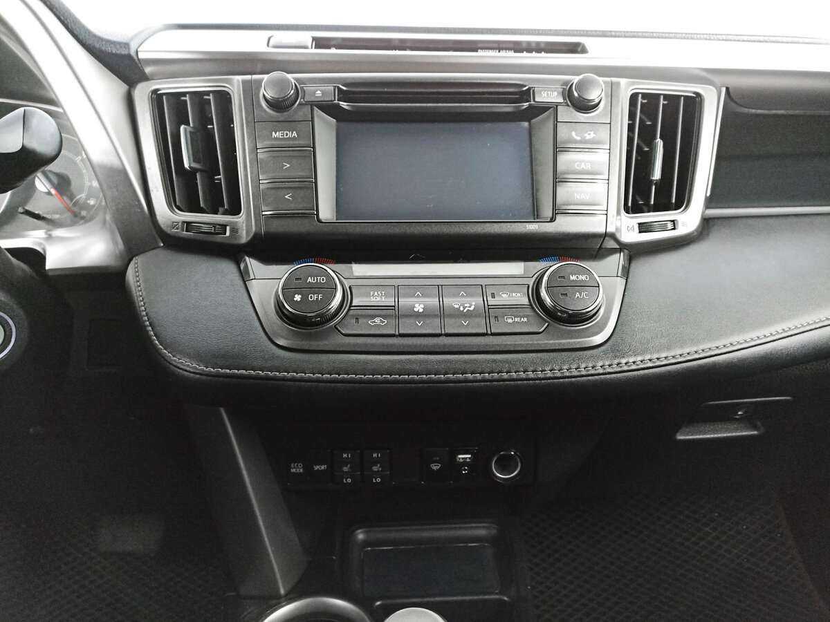 Toyota RAV4 2014 года с пробегом. Фото: #12