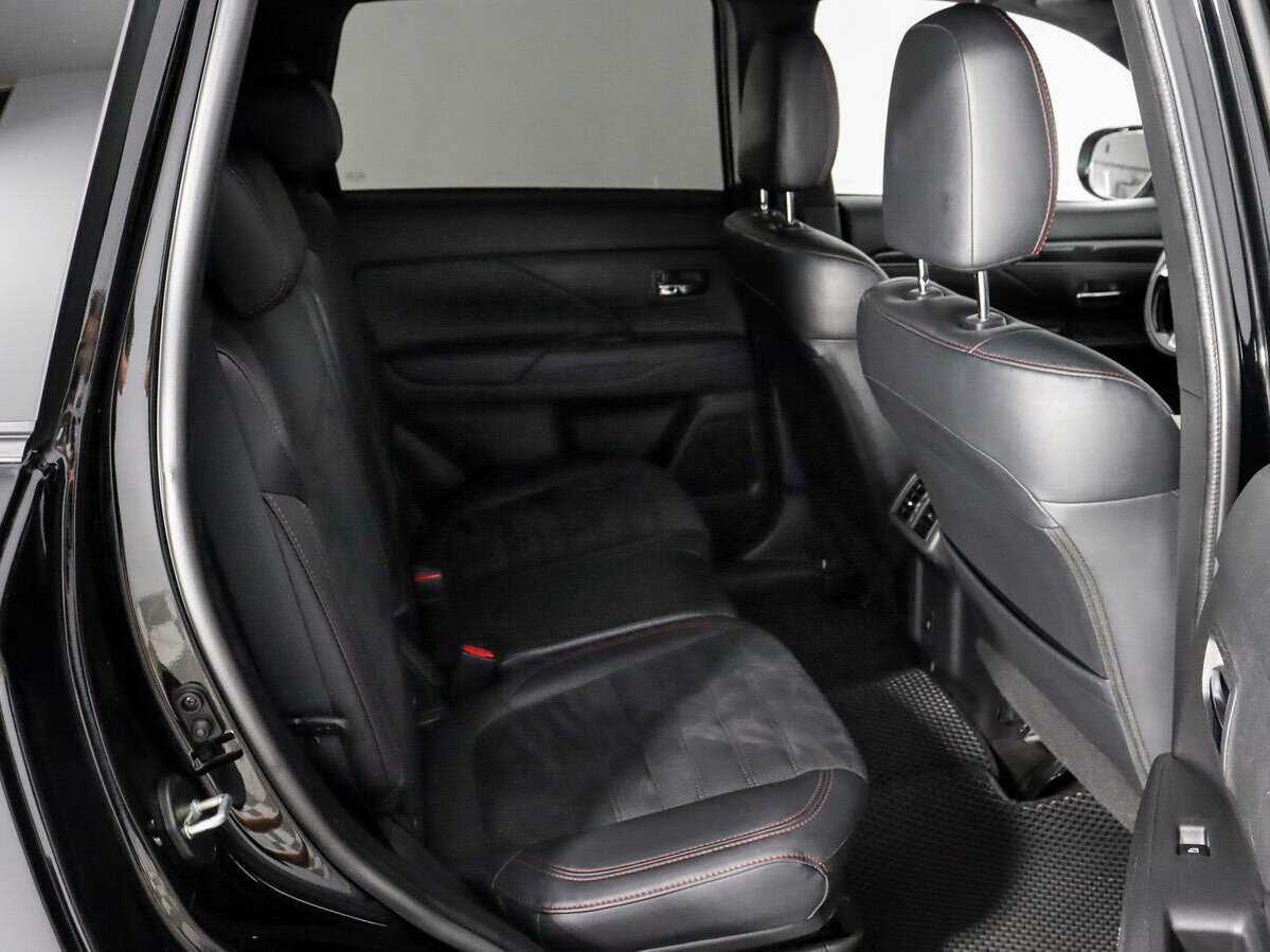 Mitsubishi Outlander 2020 года с пробегом. Фото: #9