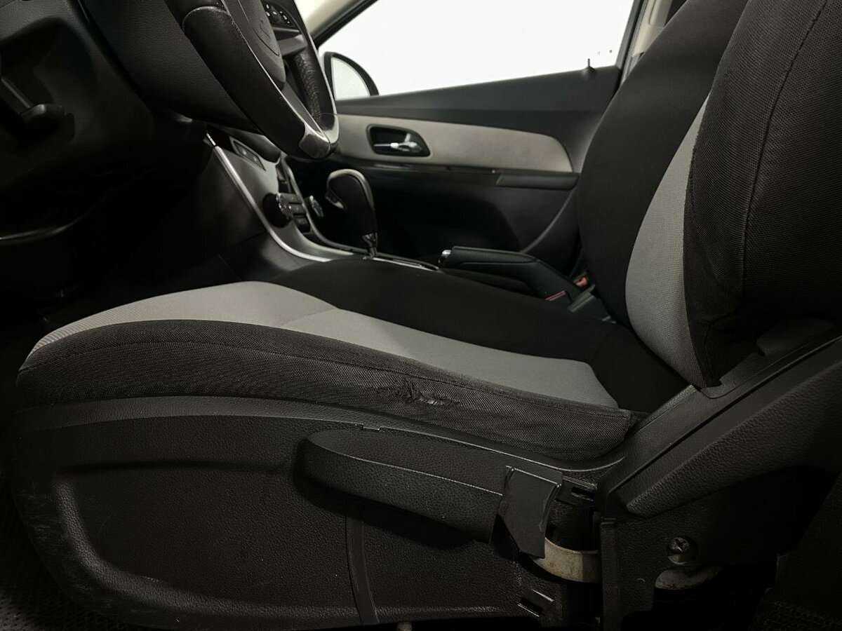 Chevrolet Cruze 2012 года с пробегом. Фото: #8