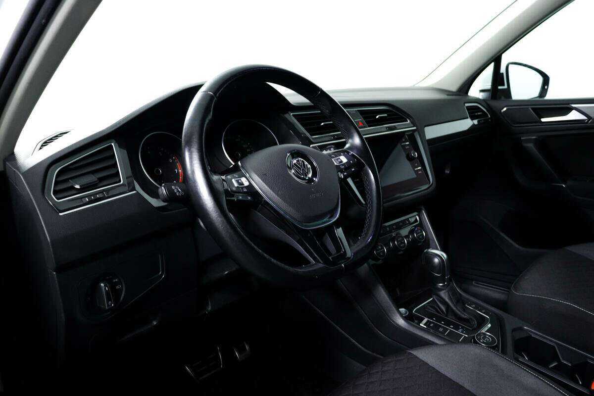 Volkswagen Tiguan 2018 года с пробегом. Фото: #11
