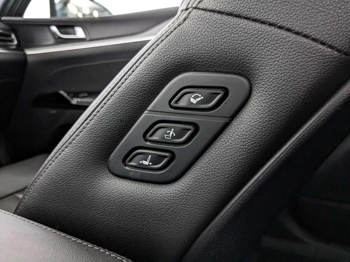 Kia K5 2021 года с пробегом. Фото: #29