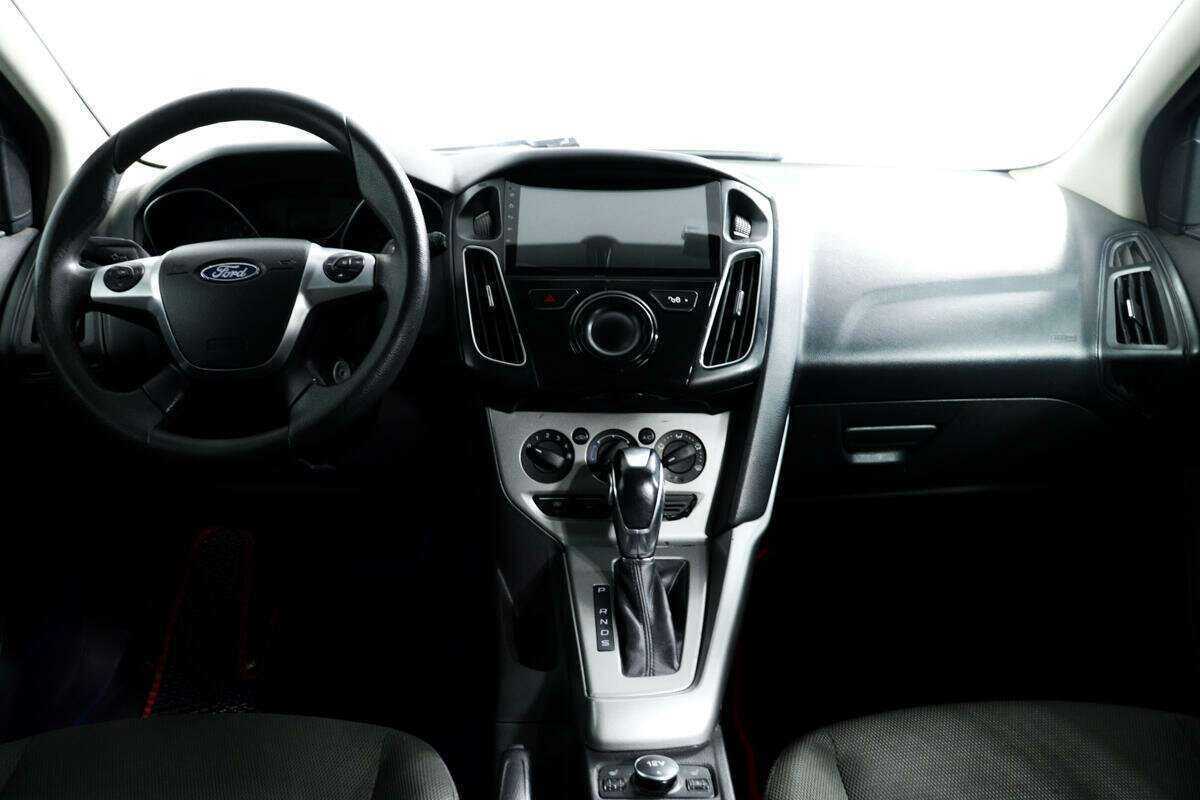 Ford Focus 2012 года с пробегом. Фото: #10