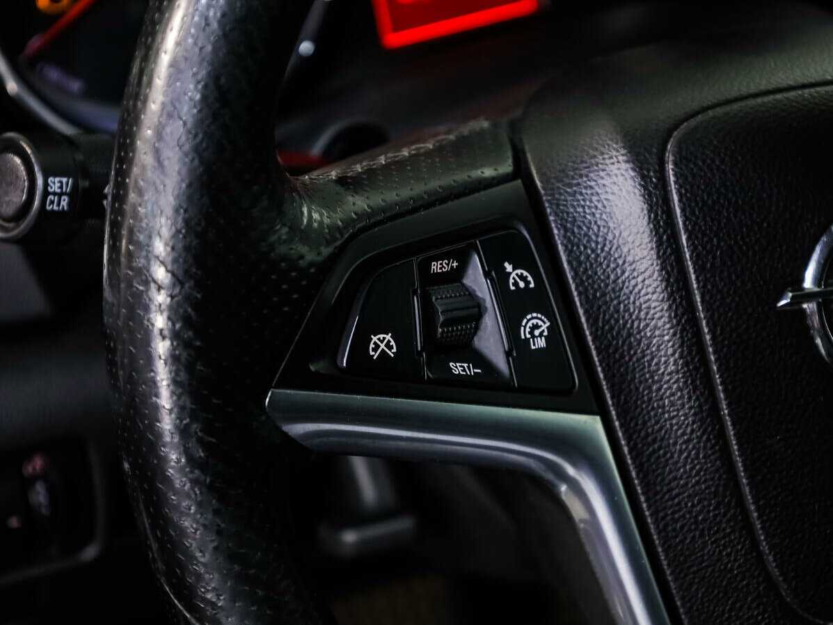 Opel Astra 2012 года с пробегом. Фото: #15