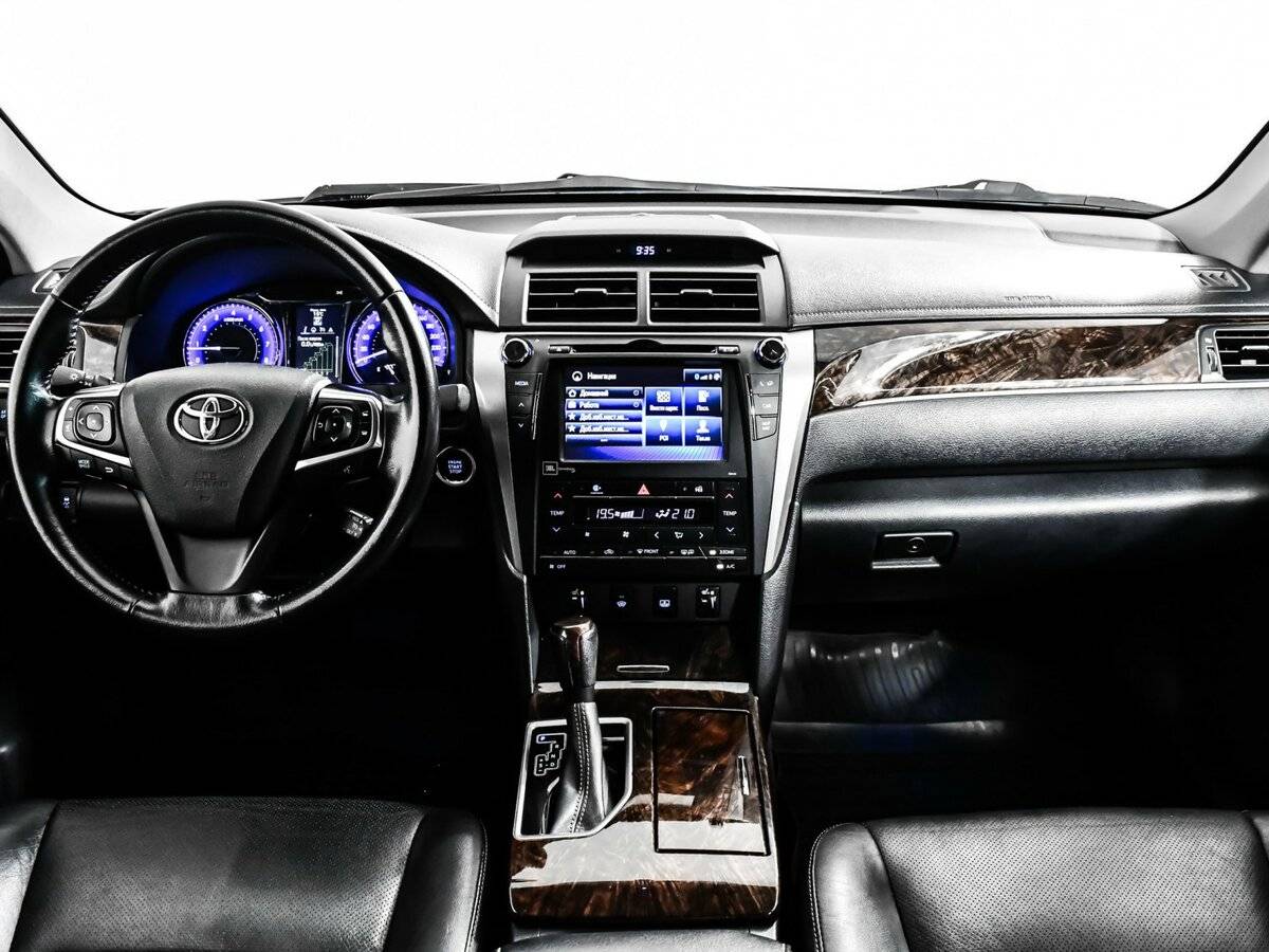 Toyota Camry 2016 года с пробегом. Фото: #8