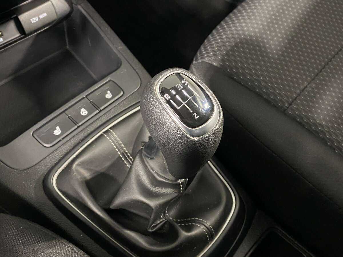 Kia Rio 2021 года с пробегом. Фото: #11