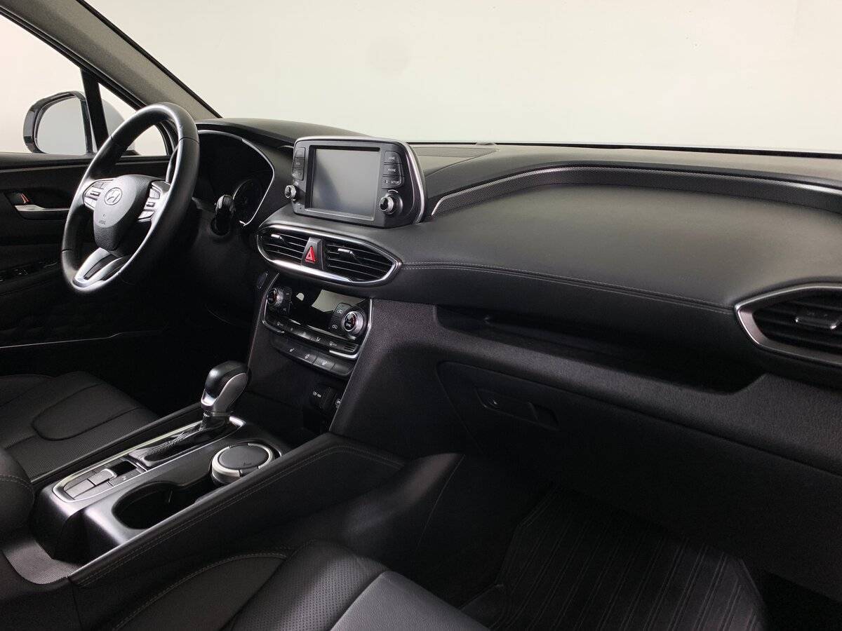 Hyundai Santa Fe 2019 года с пробегом. Фото: #12