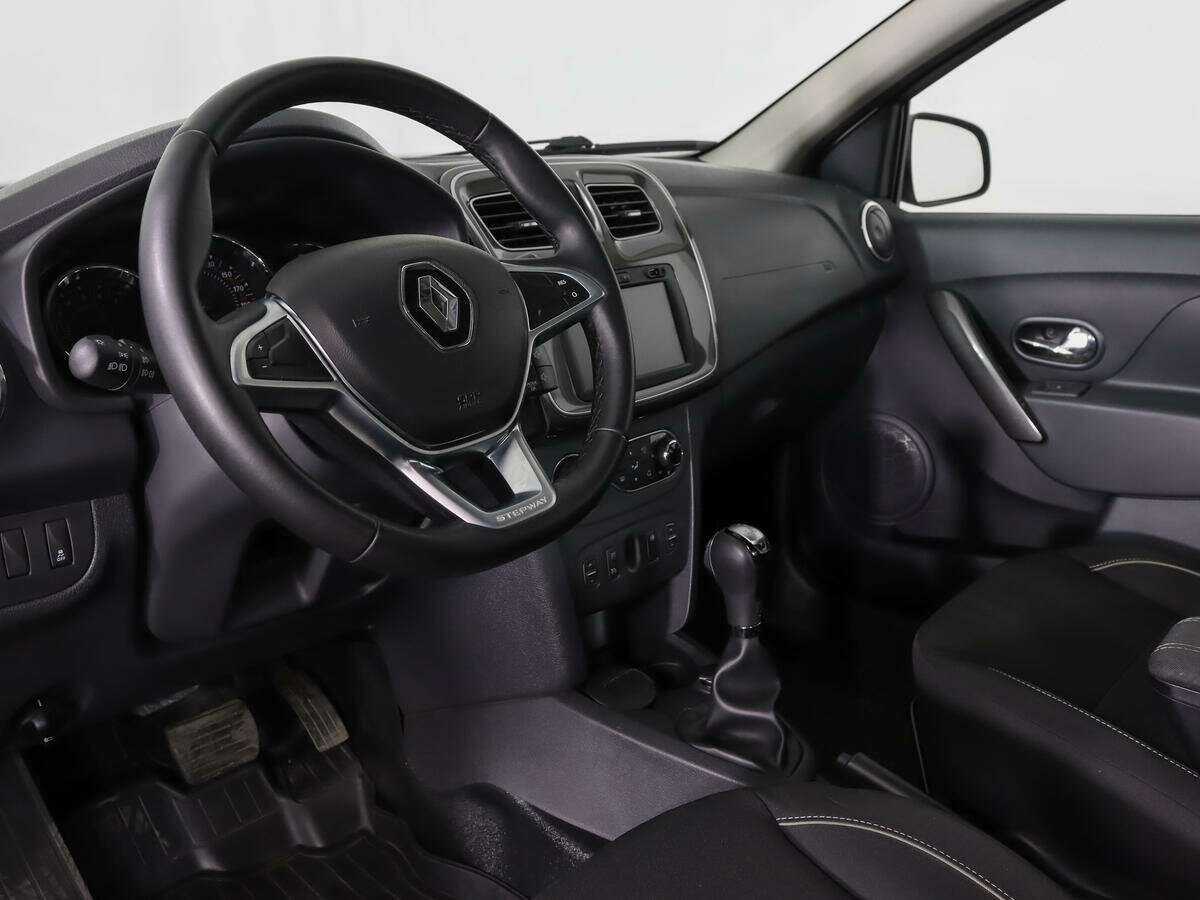 Renault Logan 2018 года с пробегом. Фото: #8