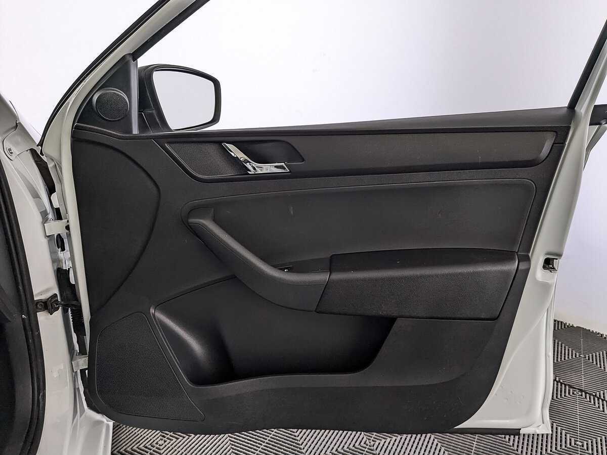 Skoda Rapid 2017 года с пробегом. Фото: #24