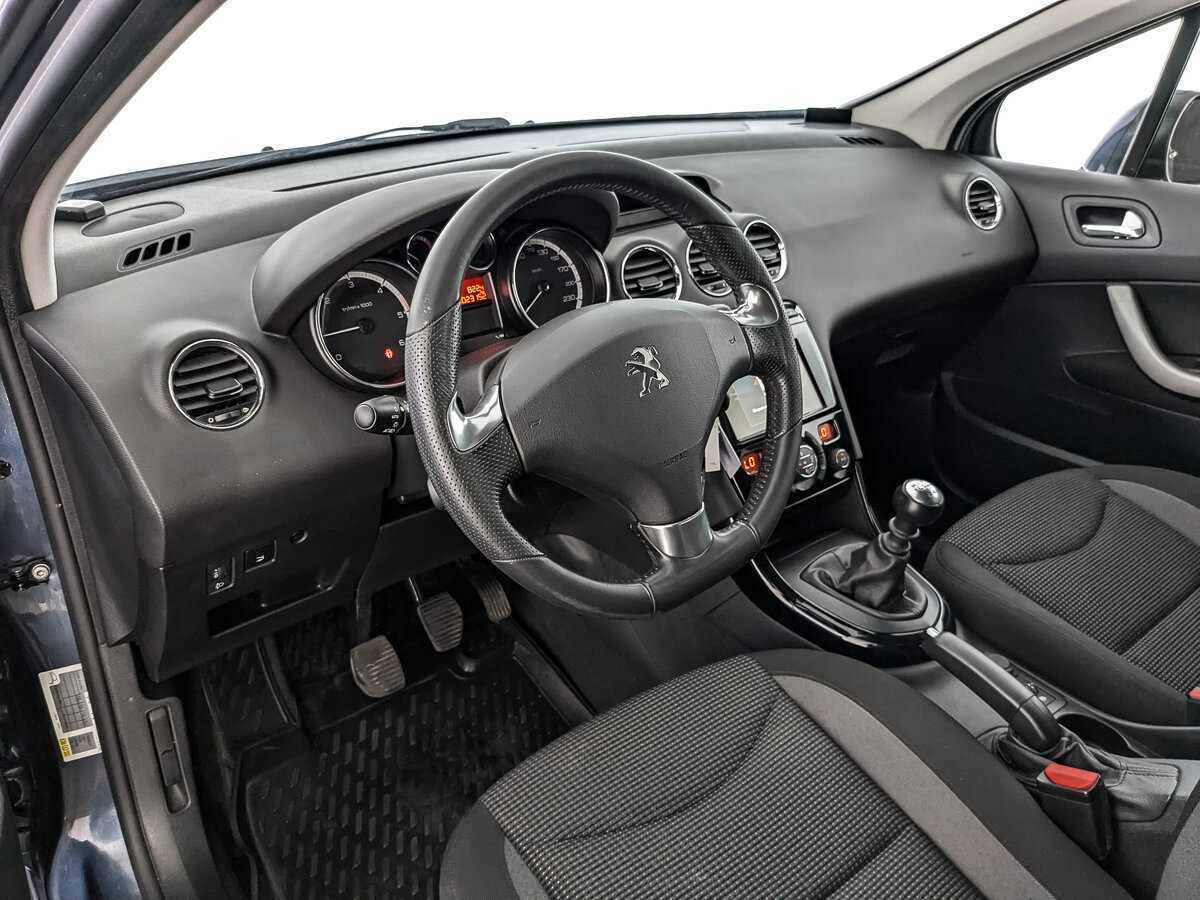 Peugeot 408 2020 года с пробегом. Фото: #10