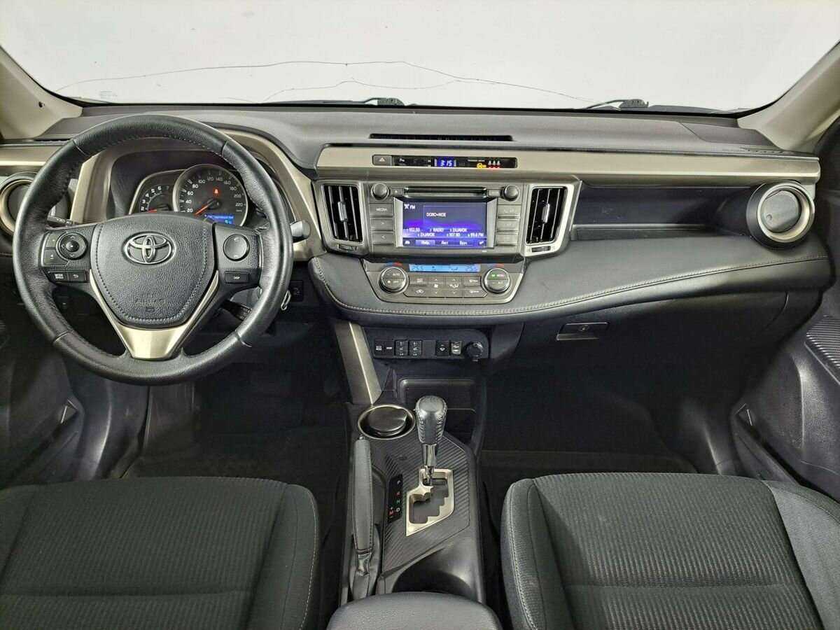 Toyota RAV4 2014 года с пробегом. Фото: #11