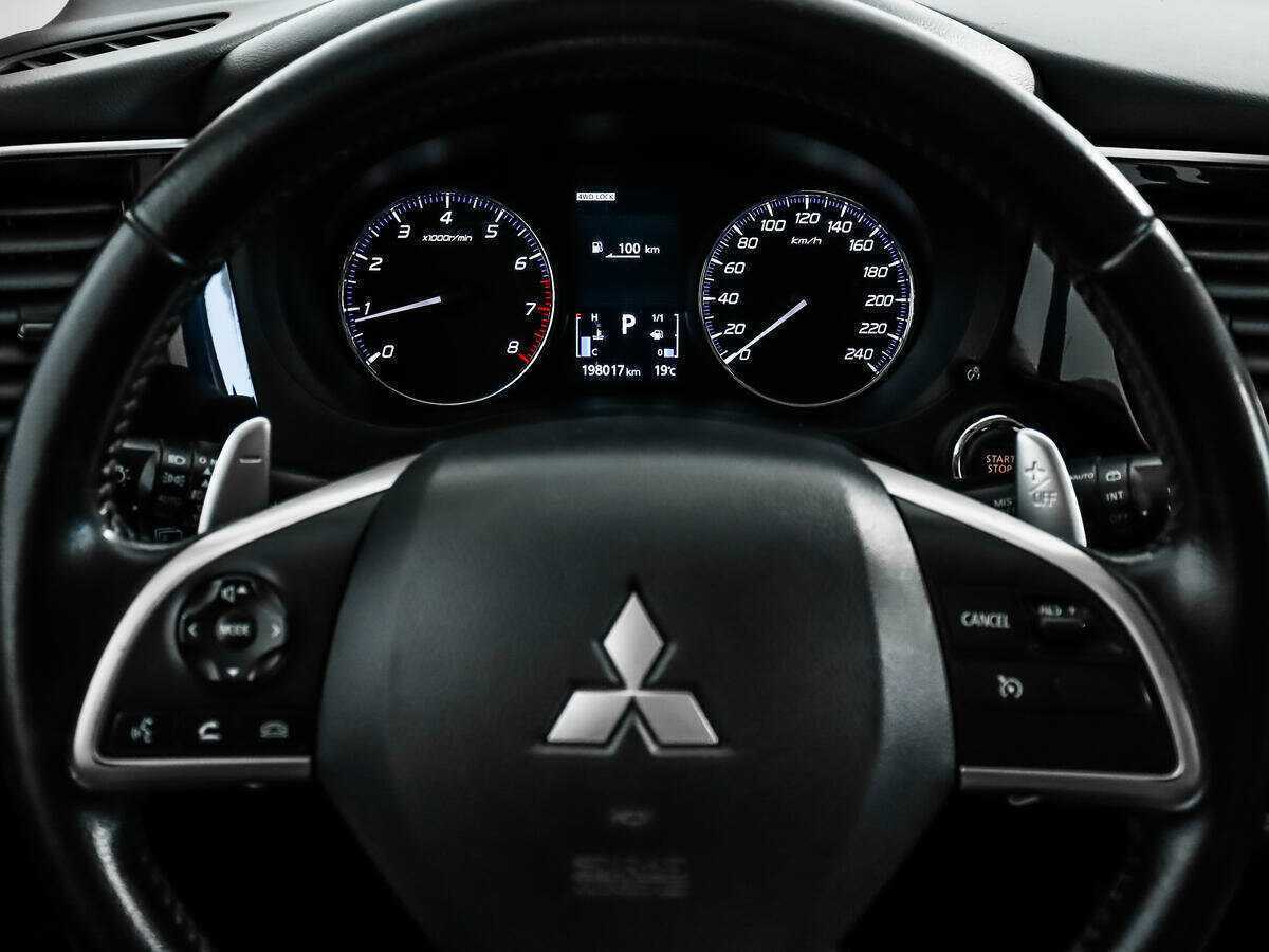 Mitsubishi Outlander 2014 года с пробегом. Фото: #17