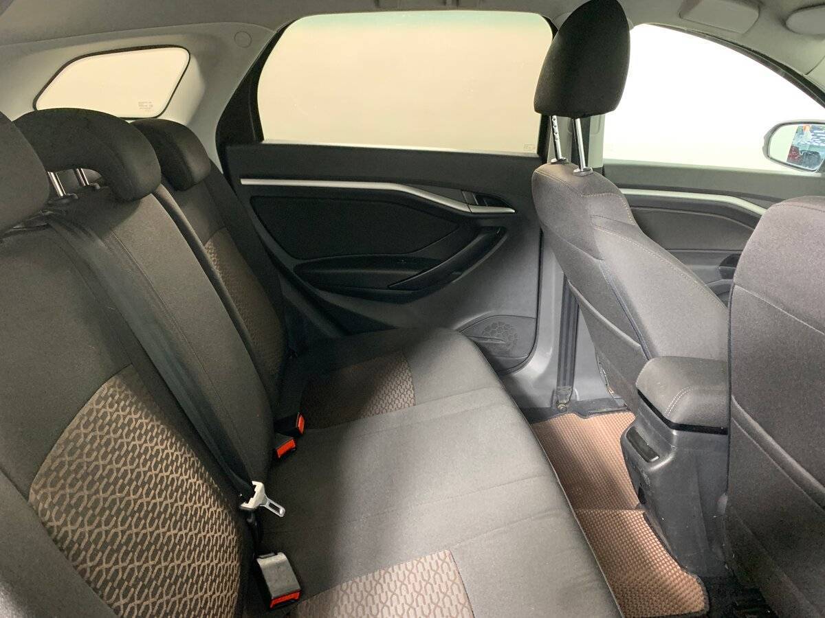 Lada (ВАЗ) Vesta 2018 года с пробегом. Фото: #16