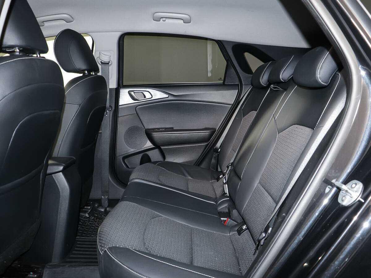 Kia Ceed 2018 года с пробегом. Фото: #8