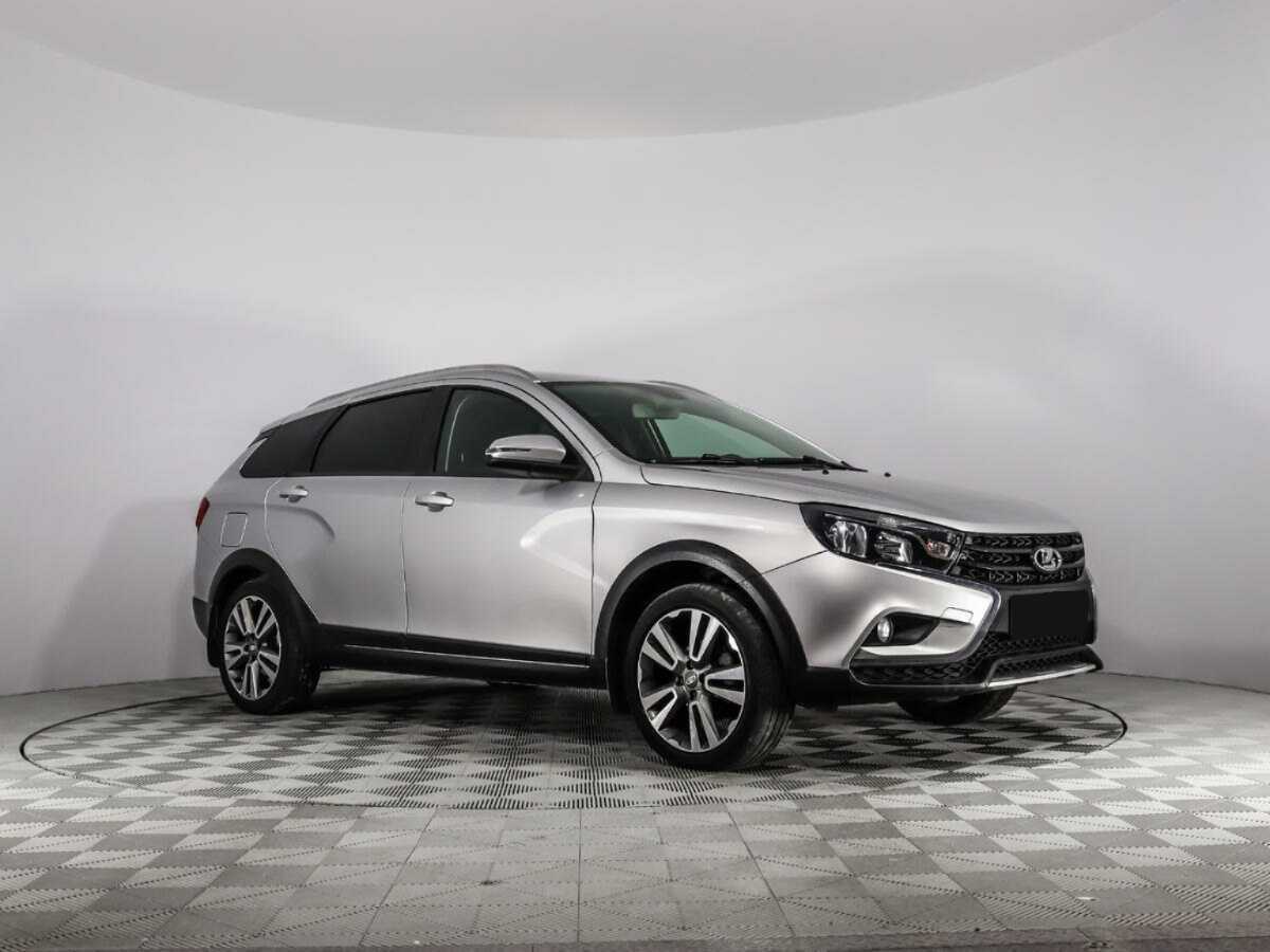 Lada (ВАЗ) Vesta 2021 года с пробегом. Фото: #2