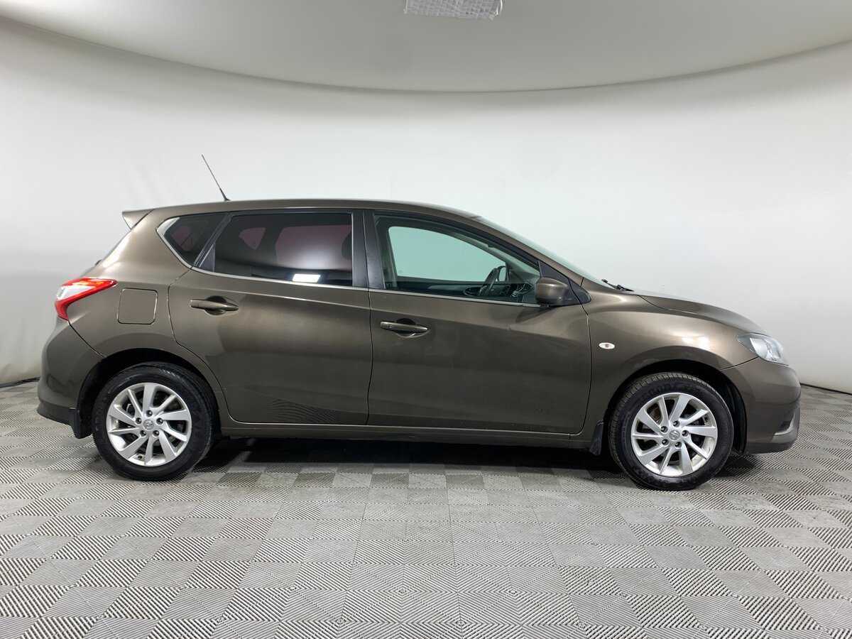 Nissan Tiida 2015 года с пробегом. Фото: #3
