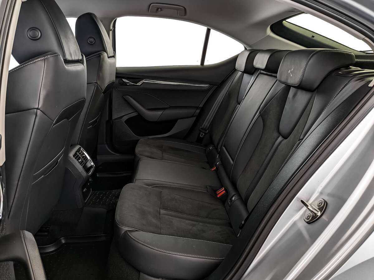 Skoda Octavia 2021 года с пробегом. Фото: #12