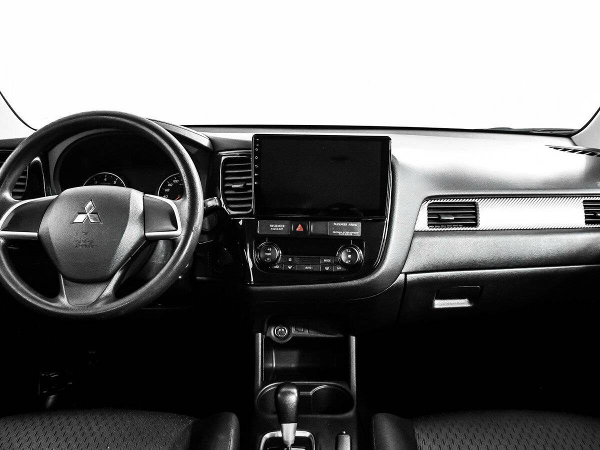Mitsubishi Outlander 2015 года с пробегом. Фото: #10