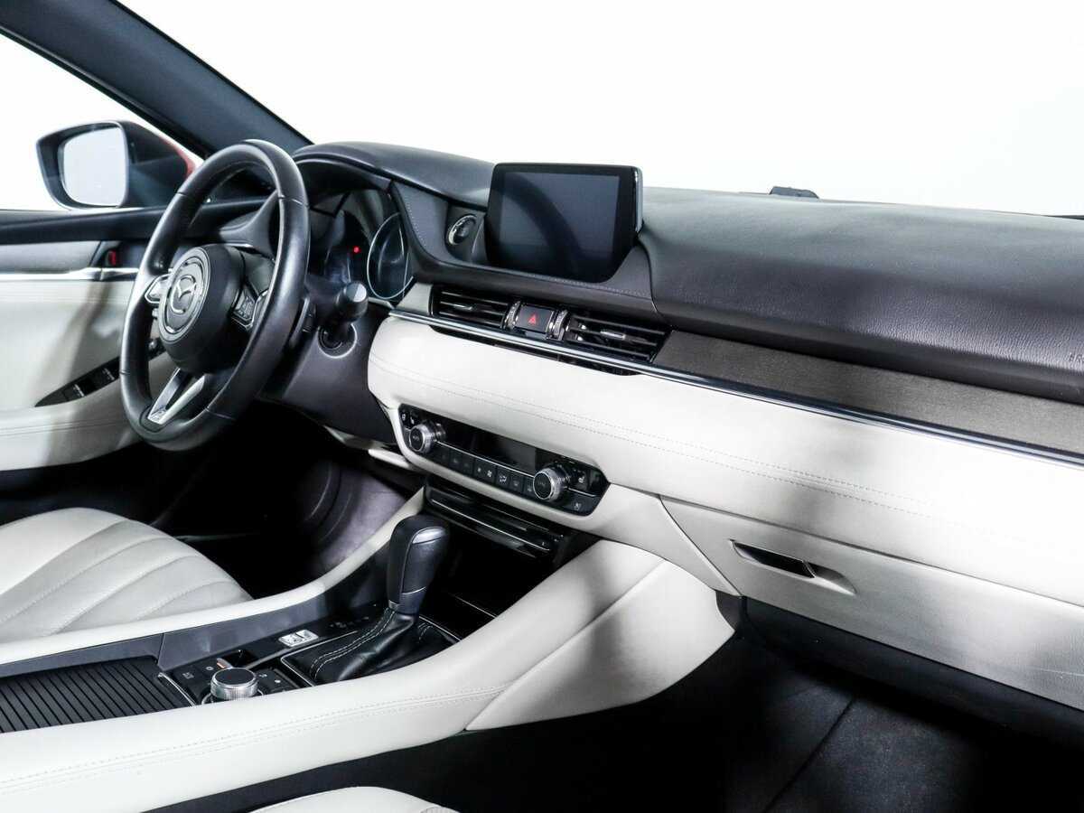 Mazda 6 2019 года с пробегом. Фото: #7