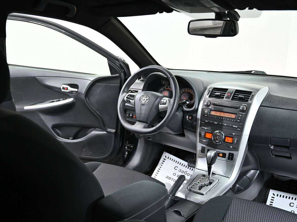 Toyota Corolla 2013 года с пробегом. Фото: #4