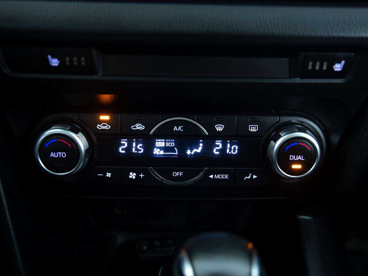 Mazda 3 2014 года с пробегом. Фото: #14