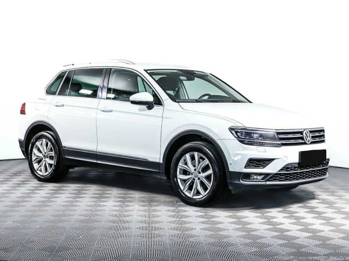 Volkswagen Tiguan 2017 года с пробегом. Фото: #1