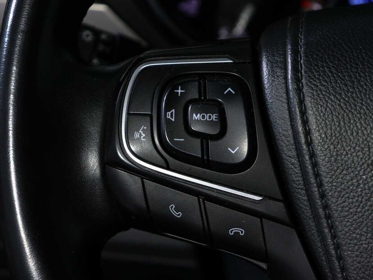 Toyota Avensis 2018 года с пробегом. Фото: #17