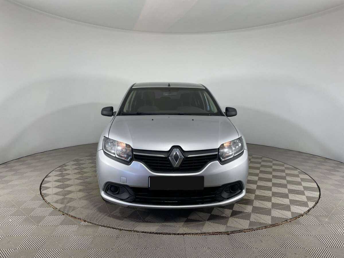 Renault Logan 2015 года с пробегом. Фото: #1