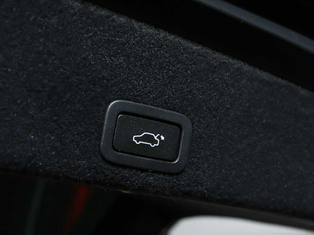 Volvo XC60 2017 года с пробегом. Фото: #19