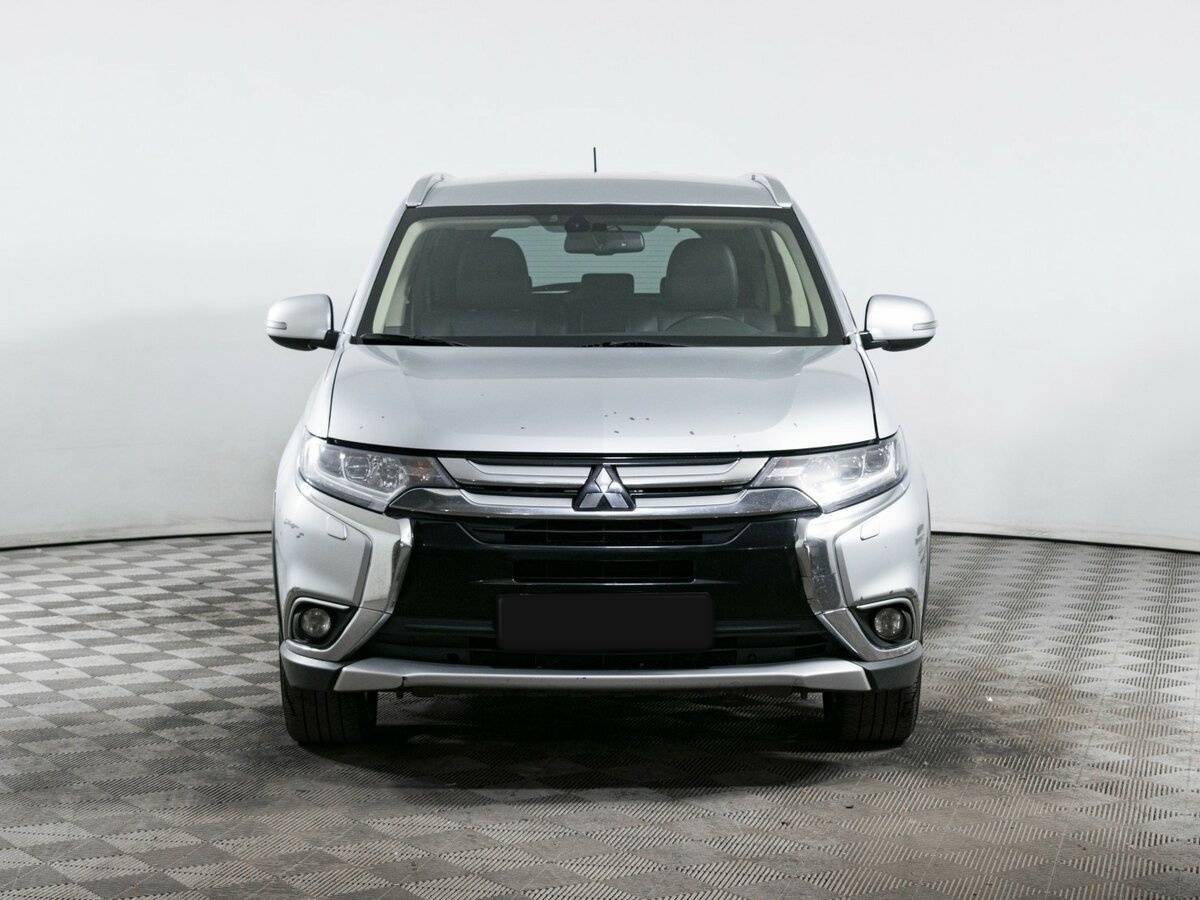 Mitsubishi Outlander 2015 года с пробегом. Фото: #1