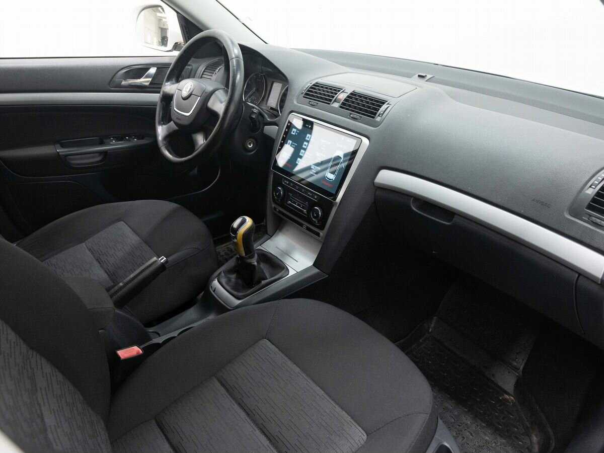 Skoda Octavia 2012 года с пробегом. Фото: #10