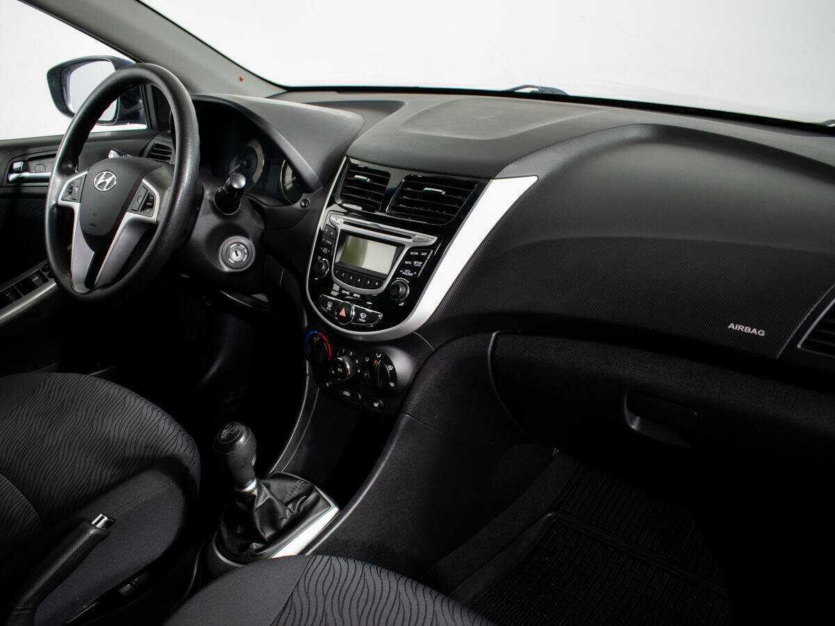 Hyundai Solaris 2012 года с пробегом. Фото: #8