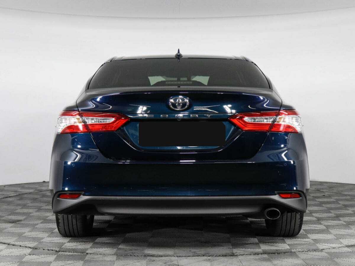 Toyota Camry 2018 года с пробегом. Фото: #5