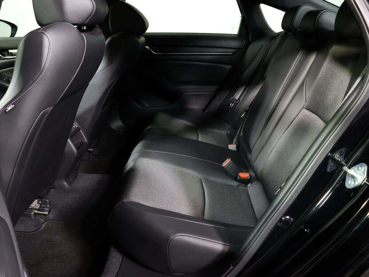 Honda Accord 2022 года с пробегом. Фото: #7