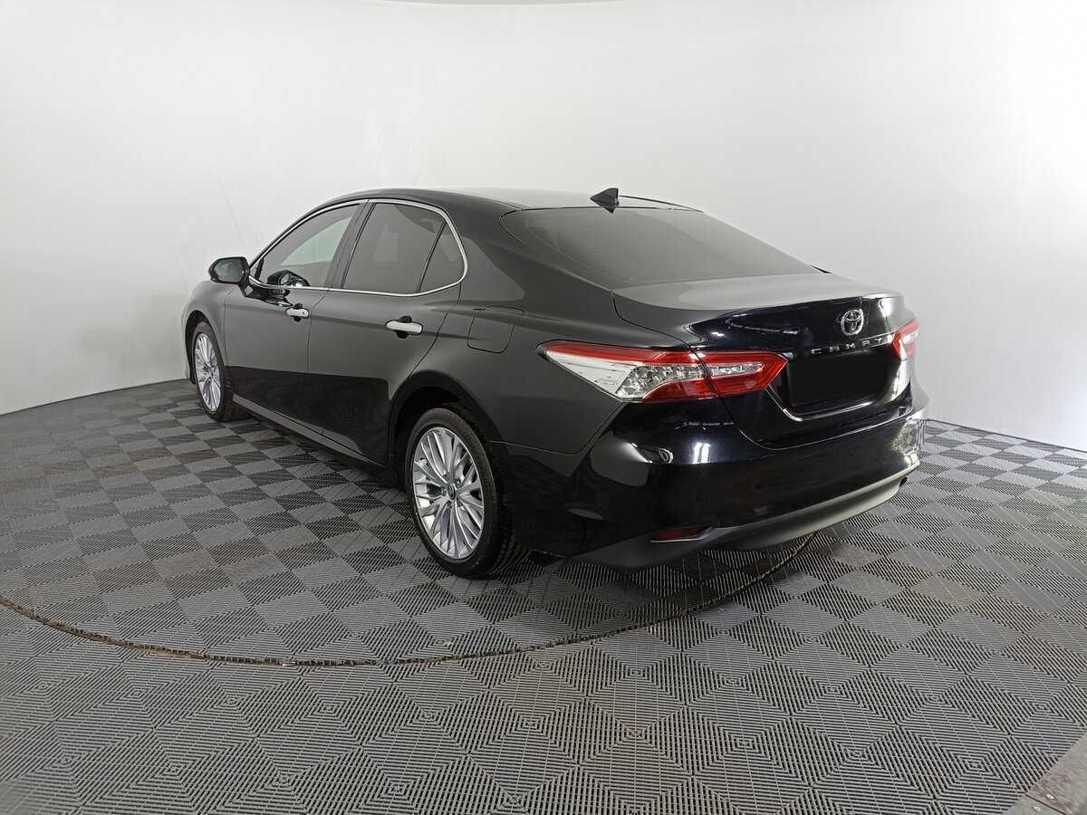 Toyota Camry 2020 года с пробегом. Фото: #6