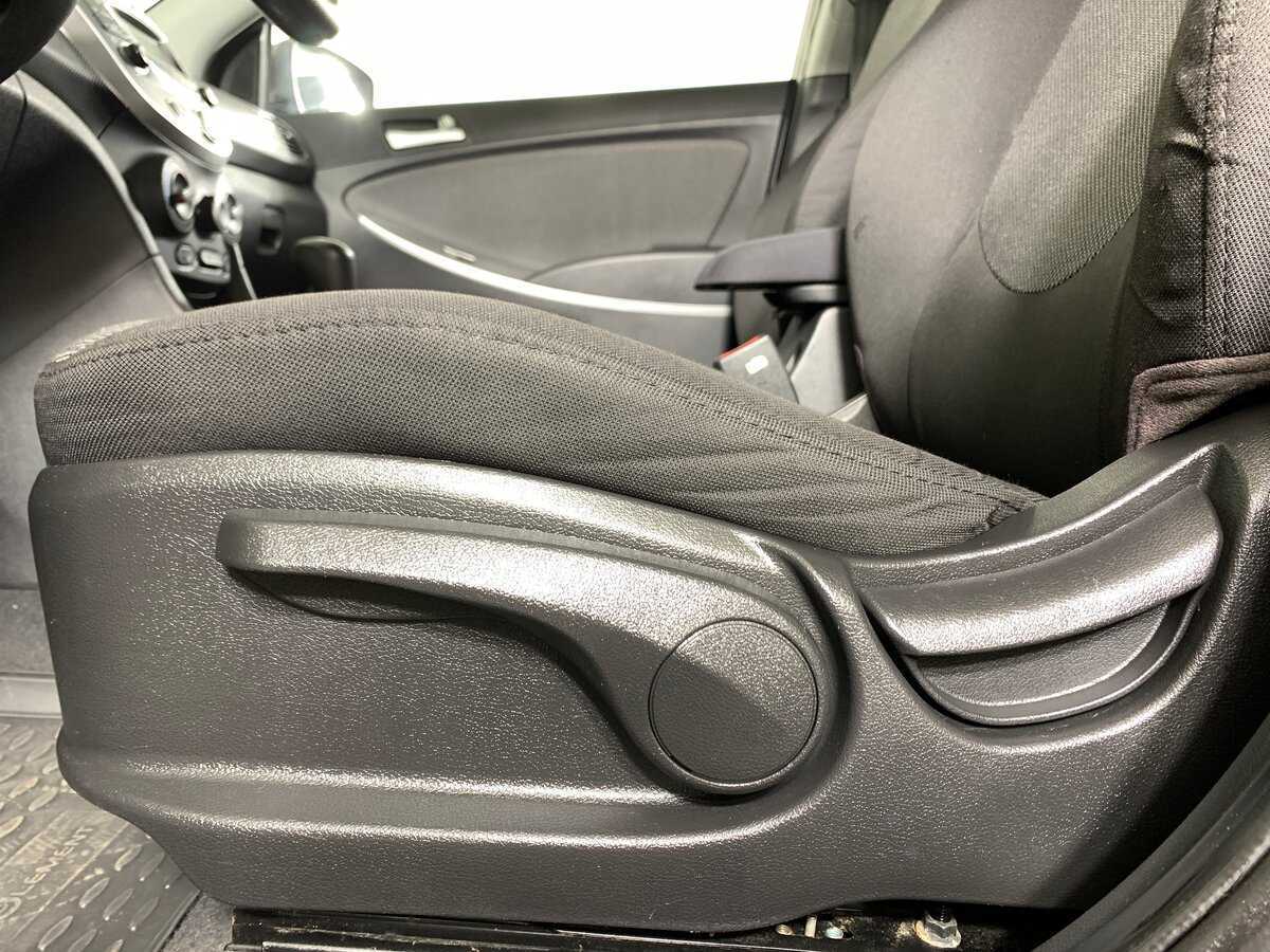 Hyundai Solaris 2012 года с пробегом. Фото: #13