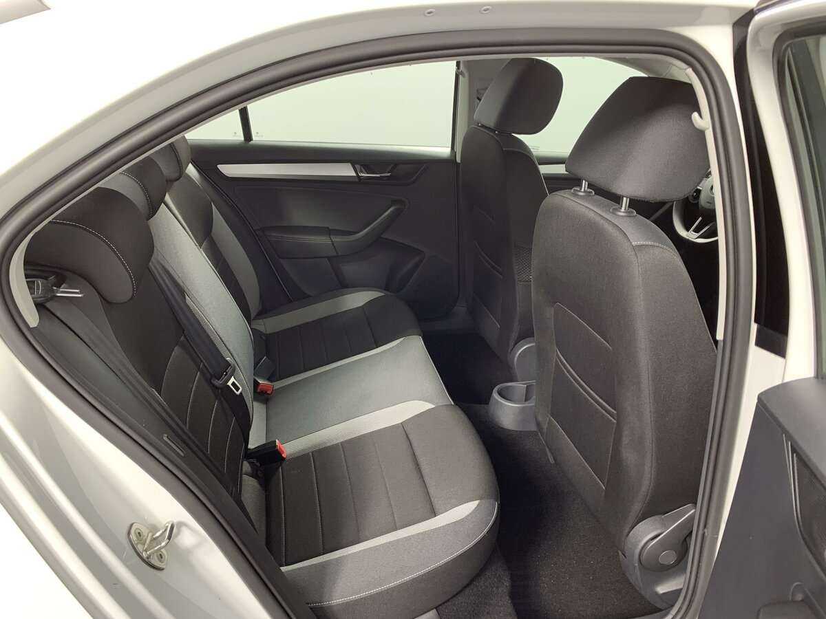 Skoda Rapid 2019 года с пробегом. Фото: #17