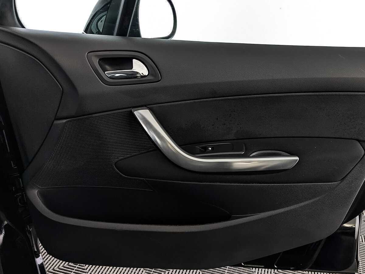 Peugeot 408 2016 года с пробегом. Фото: #22