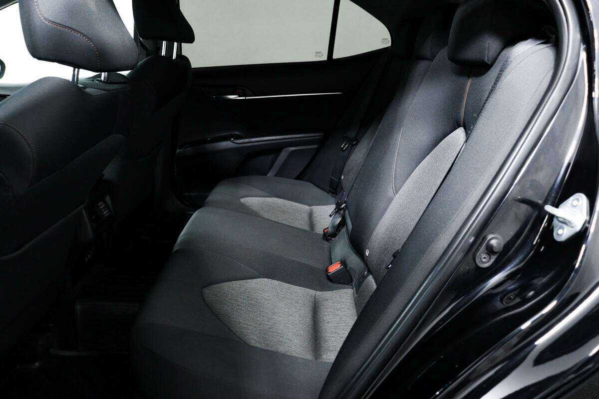 Toyota Camry 2019 года с пробегом. Фото: #10