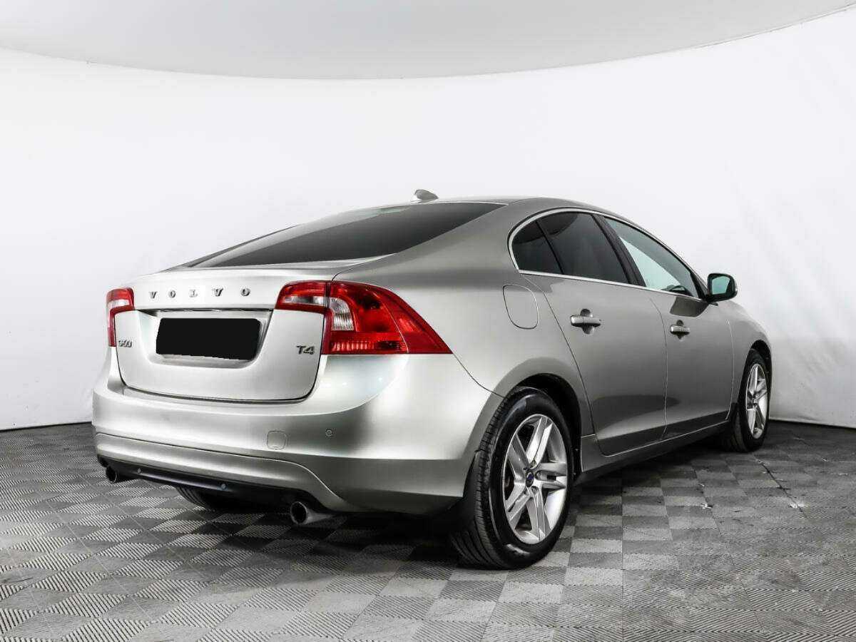 Volvo S60 2014 года с пробегом. Фото: #4
