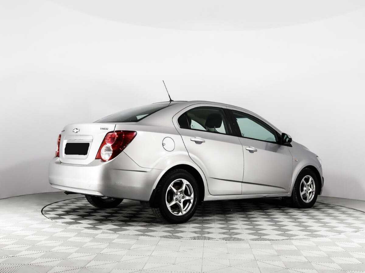 Chevrolet Aveo 2014 года с пробегом. Фото: #4