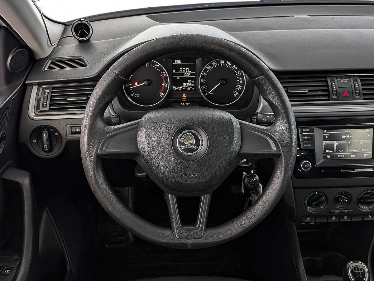 Skoda Rapid 2017 года с пробегом. Фото: #18