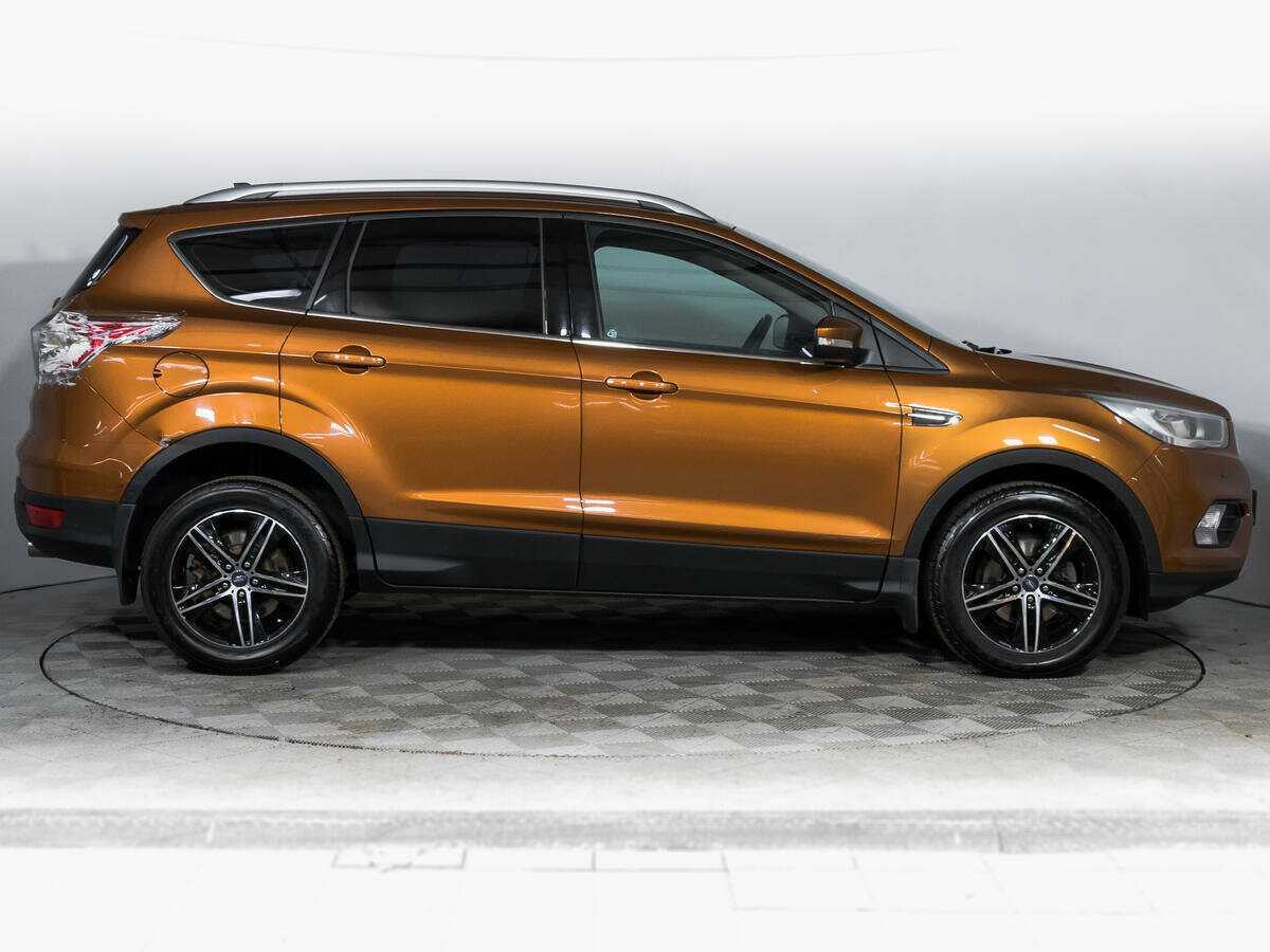Ford Kuga 2019 года с пробегом. Фото: #3