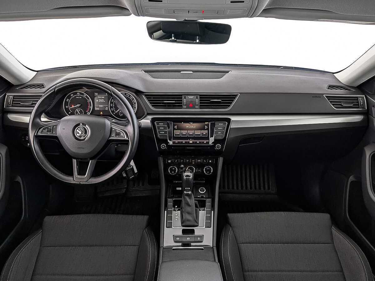 Skoda Superb 2018 года с пробегом. Фото: #13