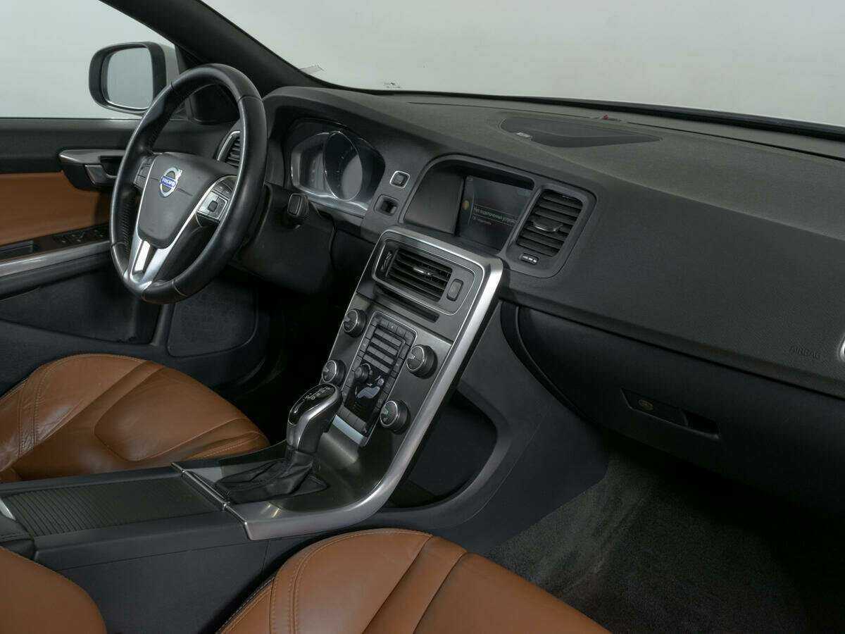 Volvo S60 2014 года с пробегом. Фото: #7