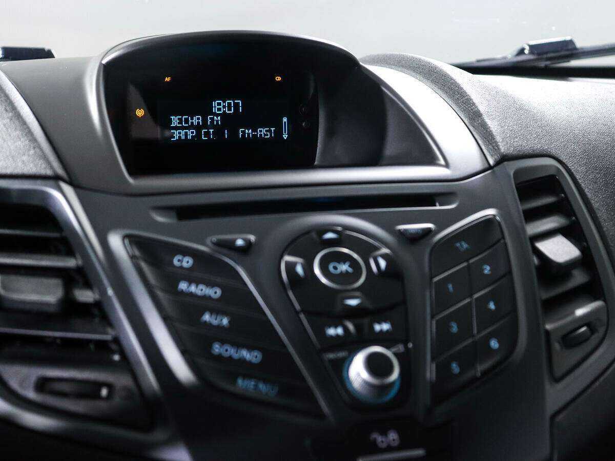 Ford Fiesta 2017 года с пробегом. Фото: #15